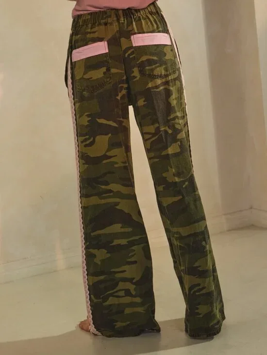 Oddi Los Angeles Washer Camo Wide Leg Pants with Pink Lace Trim S - Picture 2 of 16